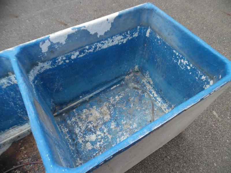 Minnow Tank We Sell Your Stuff Inc. Auction 140 KBID