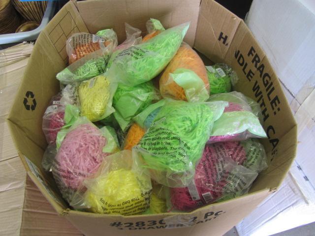 lot 43 image: New Easter Grass, Multi Colors