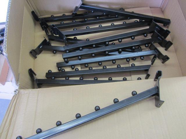 lot 52 image: Waterfall Hangers - Grid Display