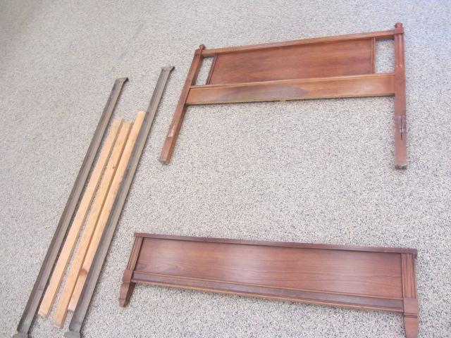 lot 89 image: MCM Cherry Bed