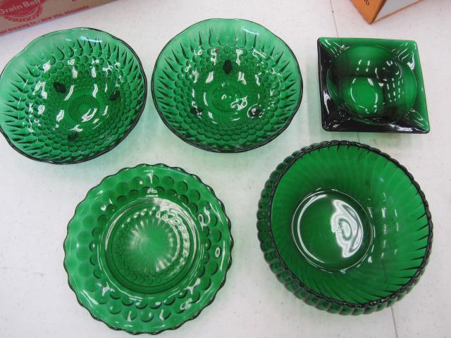 lot 93 image: Forest Green Glass
