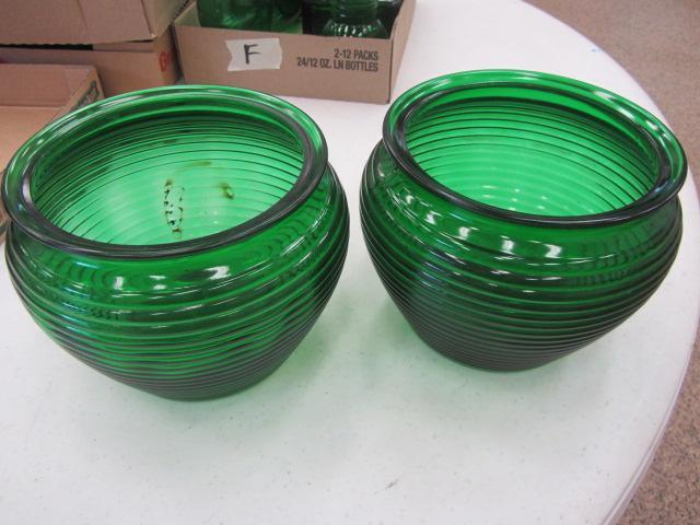 lot 97 image: Forest Green Glass