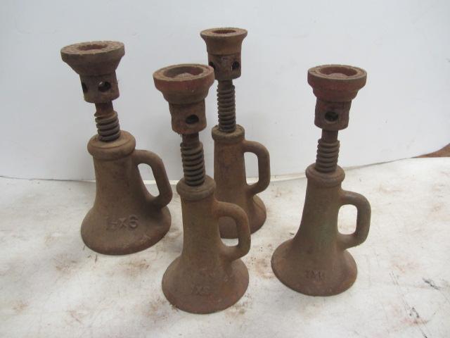 lot 106 image: Screw Jacks