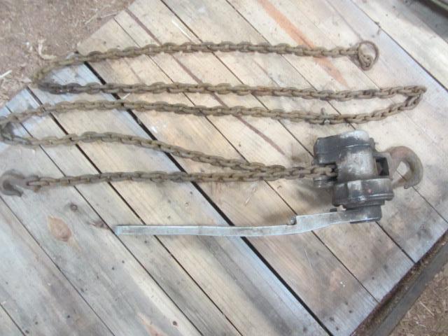 lot 108 image: Chain Hoist, 1-12 Ton