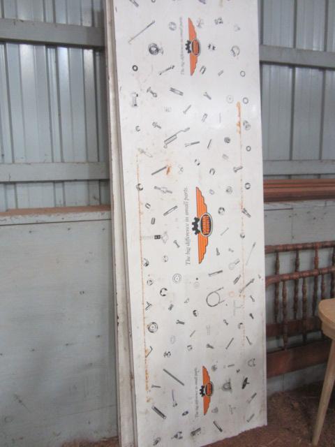 lot 142 image: Laminate Counter Tops