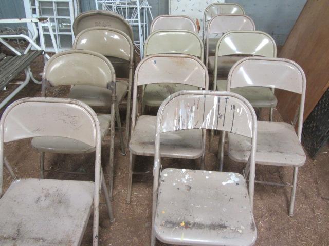 lot 143 image: Metal Folding Chairs