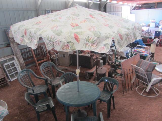 lot 148 image: Patio Table, Chairs, Umbrella