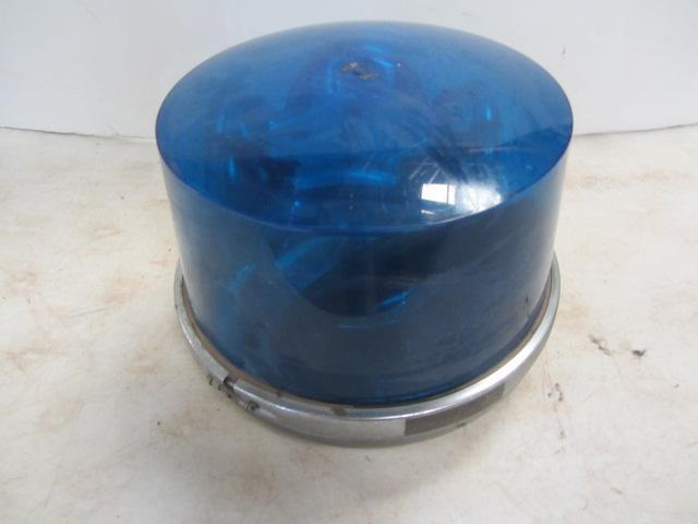 lot 173 image: Dietz Blue Bubble Light