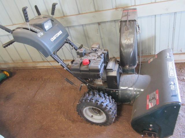 lot 202 image: Craftsman Snow Blower