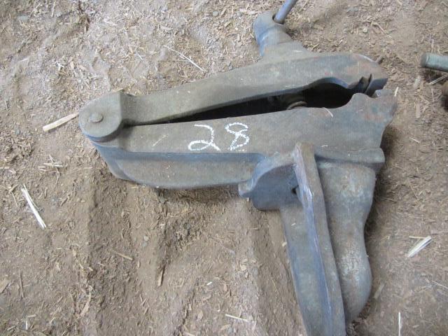 lot 28 image: Post Style Vise