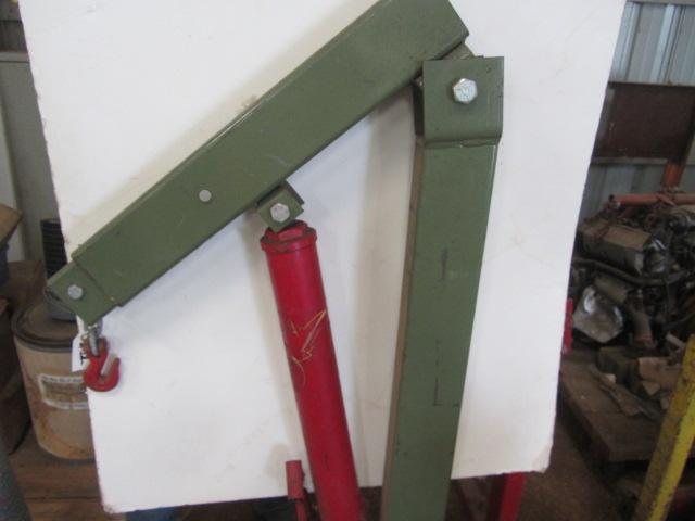 lot 282 image: Roller Engine Hoist