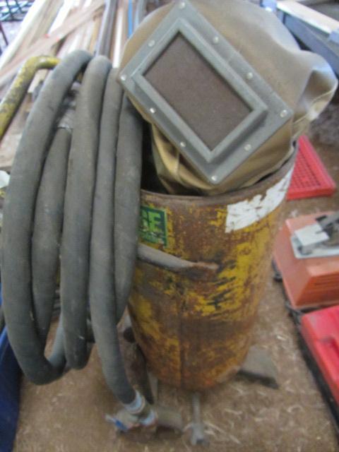 lot 284 image: Sandblast Unit