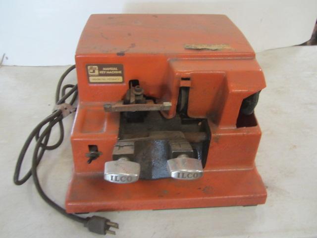 lot 289 image: Manual Key Machine
