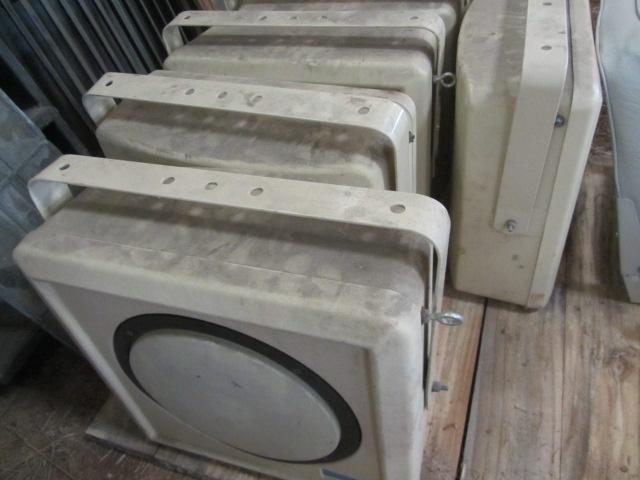 lot 323 image: Musicaster Outdoor Speakers