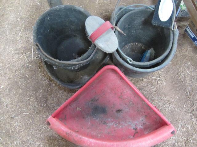 lot 349 image: Rubber Feeders