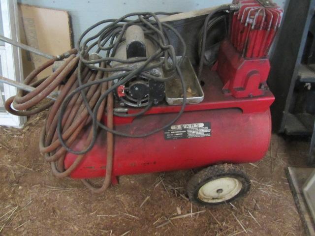 lot 351 image: Sear Portable Air Compressor