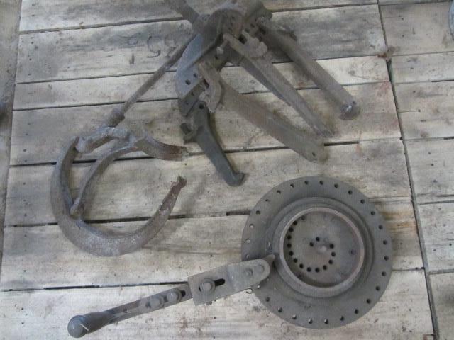lot 375 image: Bead Breaker, Pipe Bender