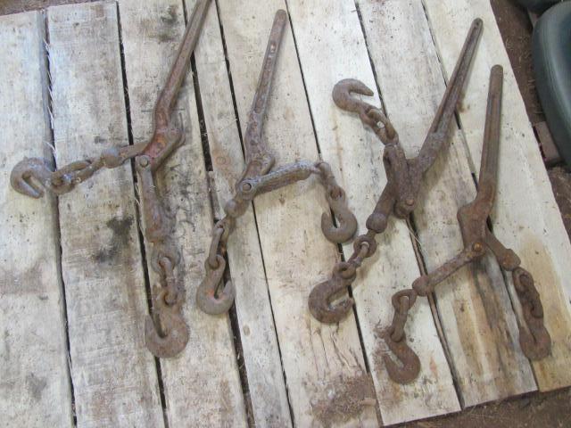 lot 389 image: Load Binds