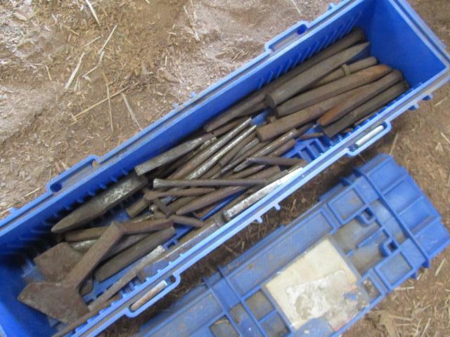 lot 392 image: Cold Chisels, Punches
