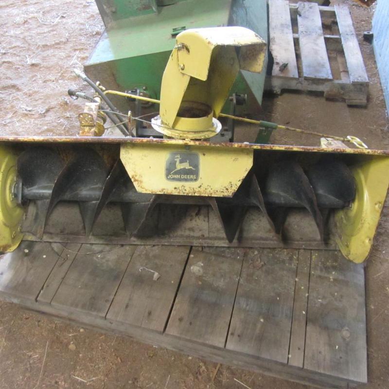 lot 4 image: John Deere E060 Snow Blower Attachment