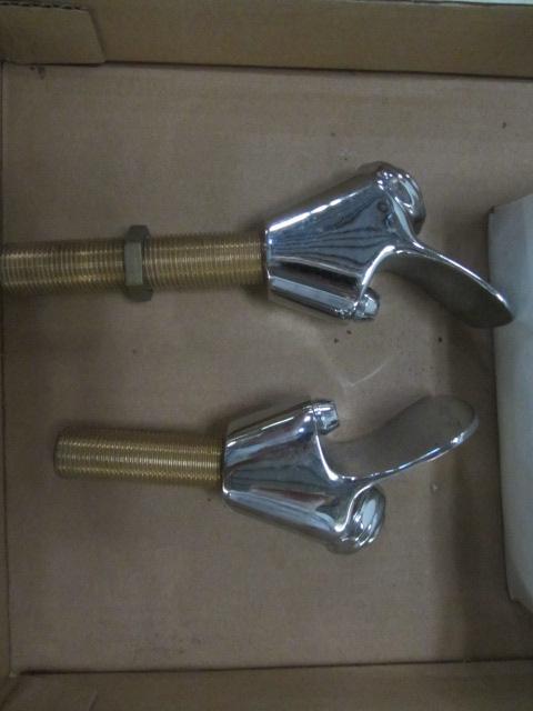 lot 400 image: New Drinking Fountain Kit