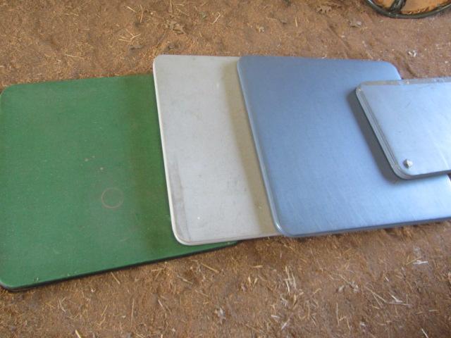 lot 411 image: Card Tables