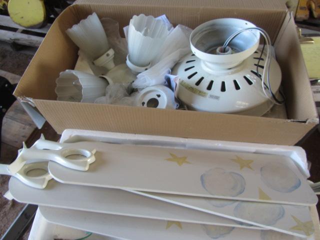 lot 412 image: Ceiling Fan