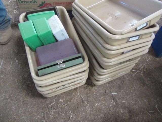 lot 447 image: Plastic Trays