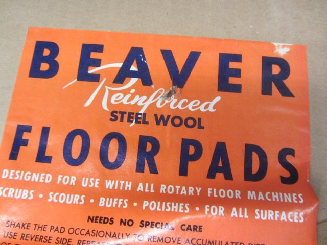 lot 457 image: Steel Wool Floor Pads - New