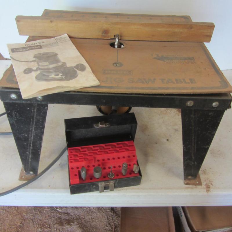 lot 62 image: Router, Table, Bits