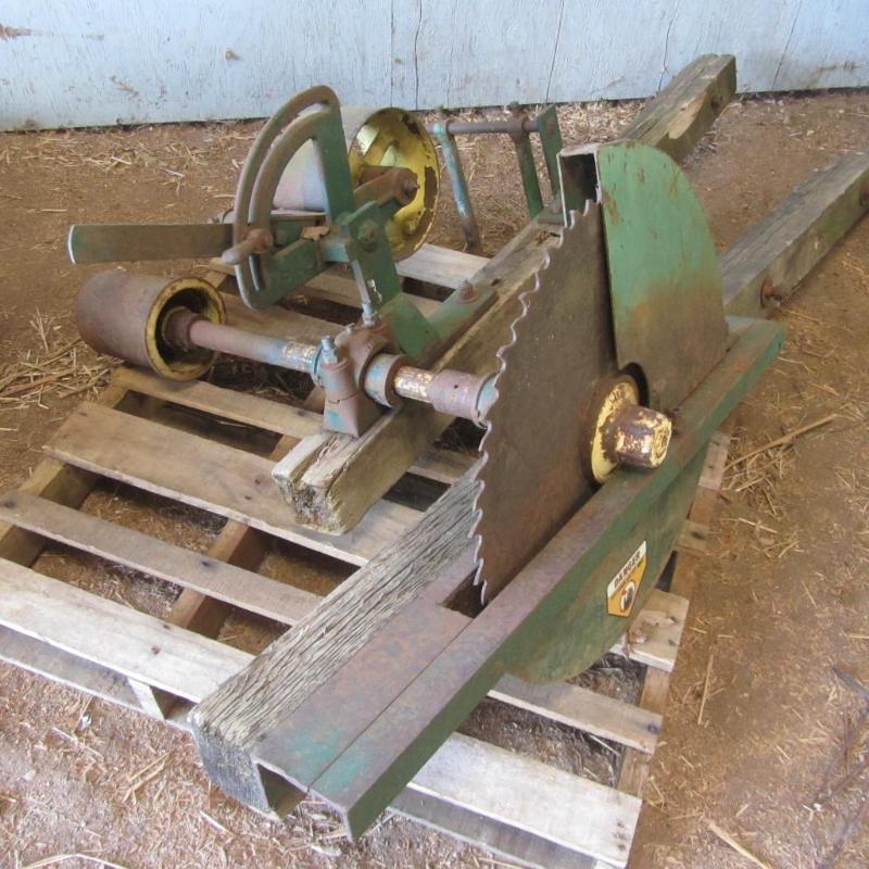 lot 7 image: Buzz Saw Rig