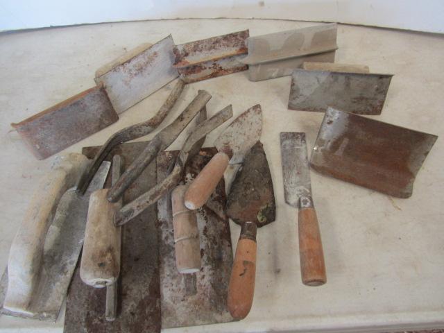 lot 98 image: Cement Trowels & Edgers