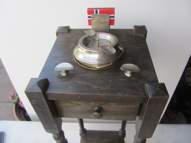 Mission Smoking Stand