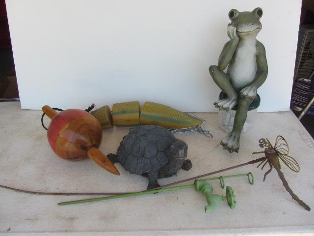 Wooden Bobber, Bait, Turtle