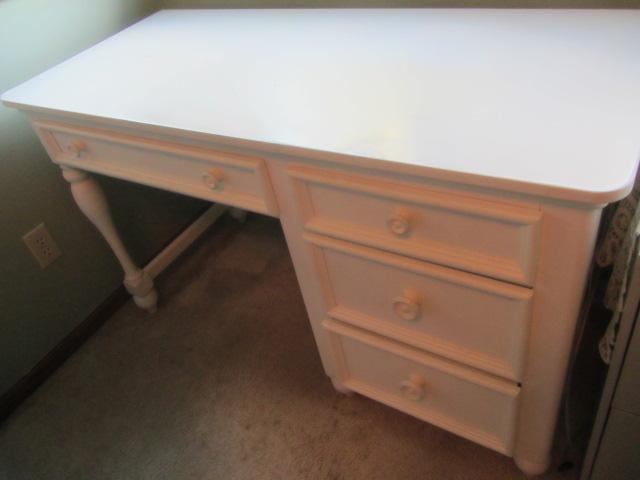 White Computer Desk
