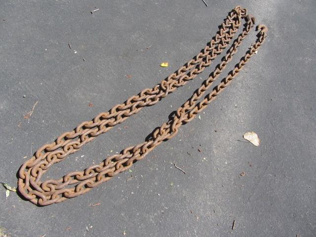 lot 196 image: Log Chain