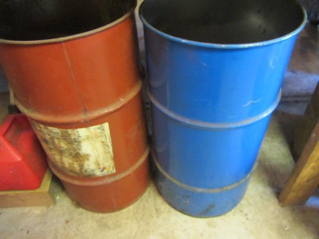 lot 209 image: Metal Barrels
