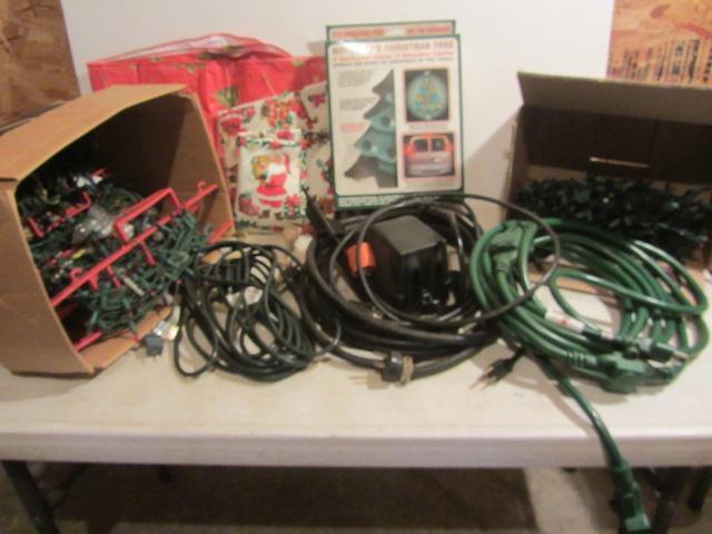 lot 214 image: Outdoor Lights Power Cord, Timer
