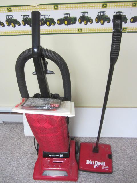 lot 253 image: Dirt Devil Rogue Vacuum, Sweeper