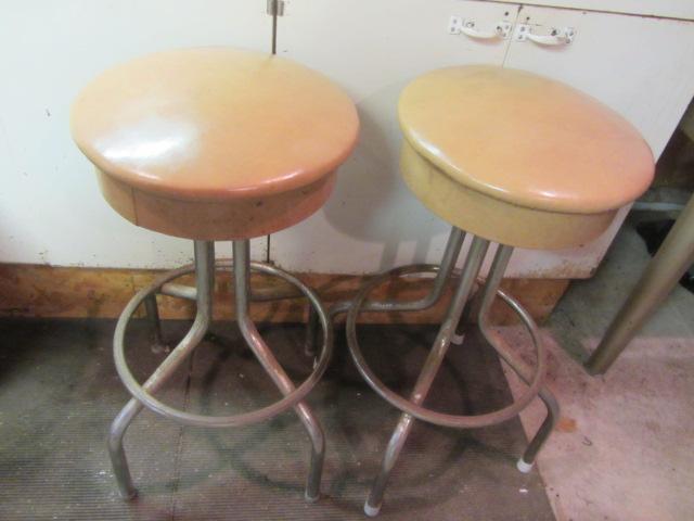 lot 28 image: Chrome Base Shop Stools