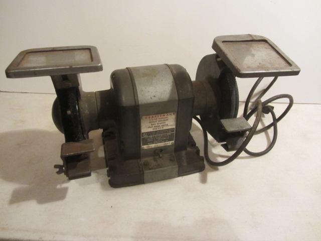 lot 31 image: Craftsman Grinder, Extras