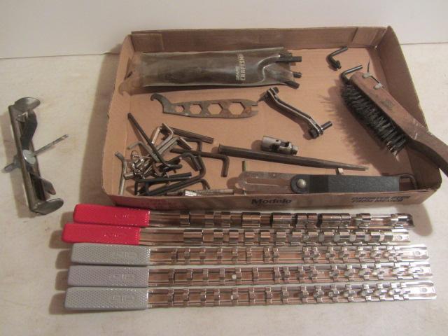 lot 63 image: Socket Holders, Hex Key