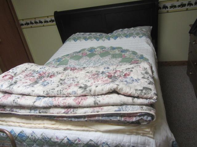 lot 8 image: Queen Headboard, Full Size Bed