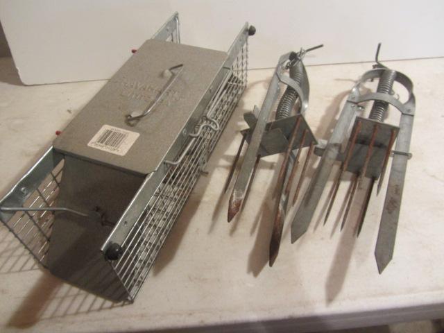 lot 92 image: Live & Mole Traps