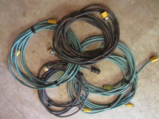 lot 94 image: Power Cords