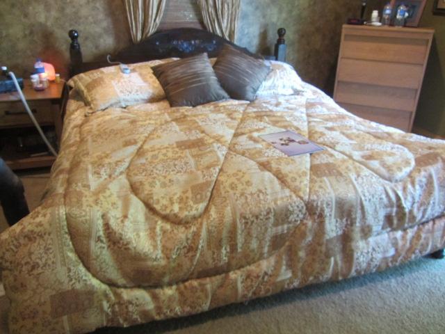 lot 1 image: Sleep Number Calif King Bed