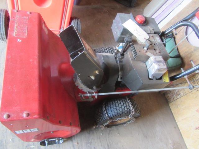 lot 102 image: Estate Dual Stage Snowblower