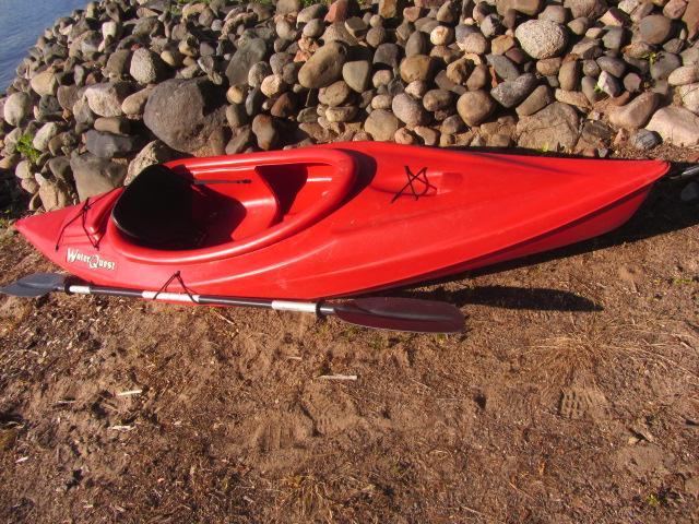 lot 104 image: Water Quest Kayak