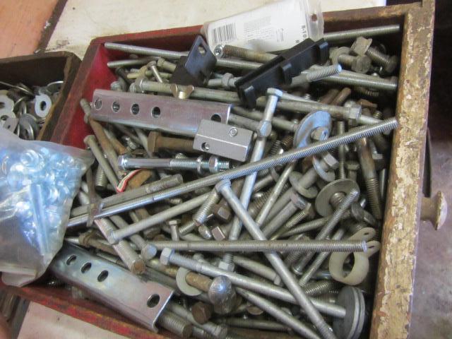 lot 194 image: Bolts, Various Sizes
