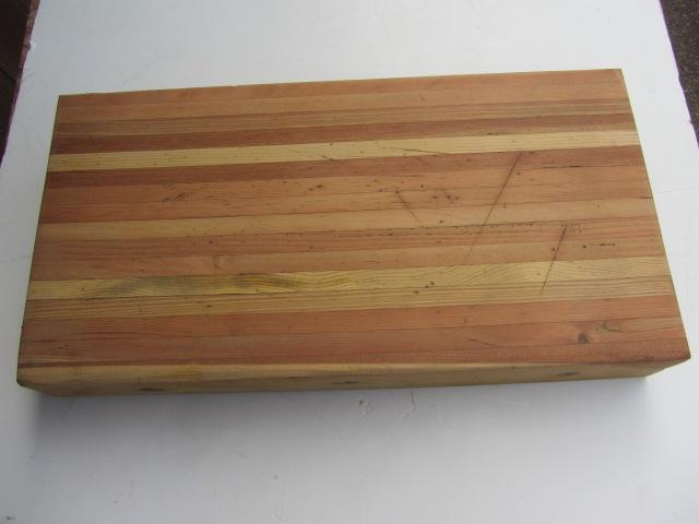 lot 221 image: Butcher Block Cutting Board